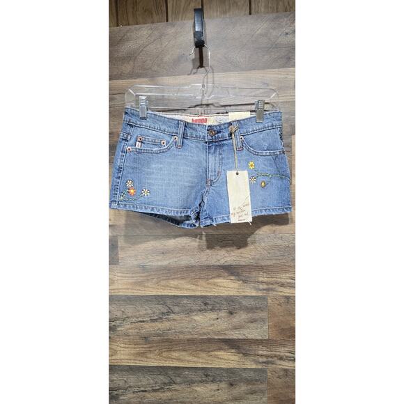 BONGO Y2K Jean Shorts Embroidered Floral New w Tag - Picture 1 of 12